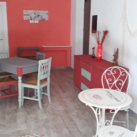フォンディ La Rezztella Bed & Breakfast エクステリア 写真